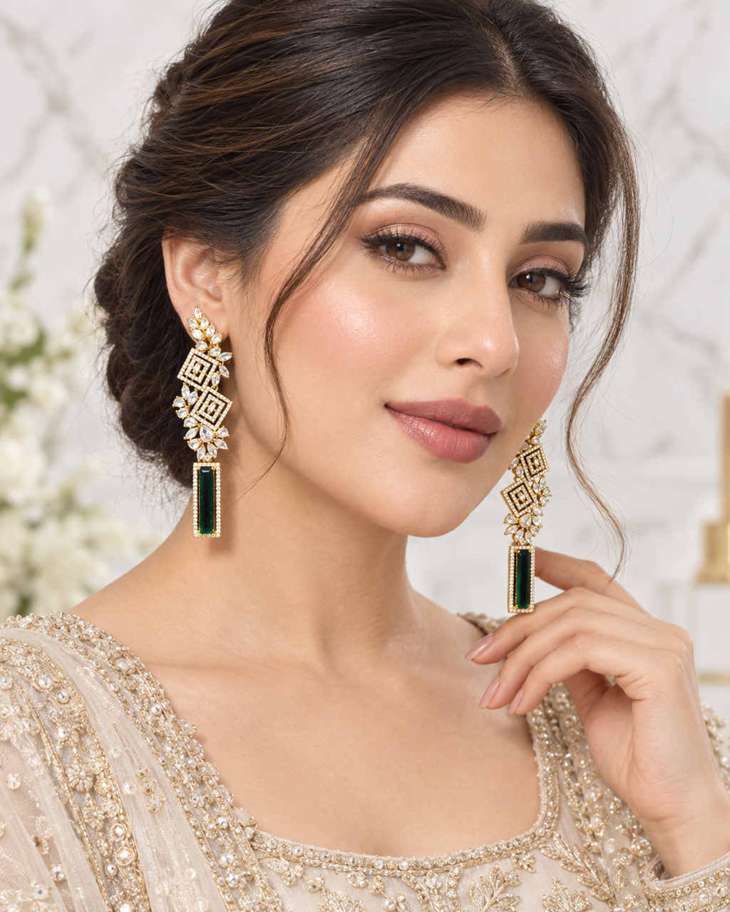 Royal Gold 1 Carat Drop Earrings With Blue Stone 017